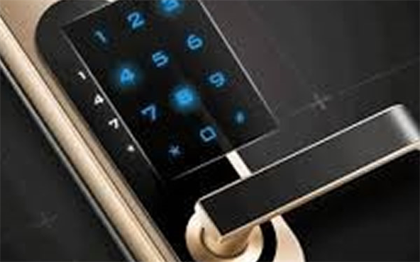 藍寶石窗口片在密碼鎖鏡面上的應用