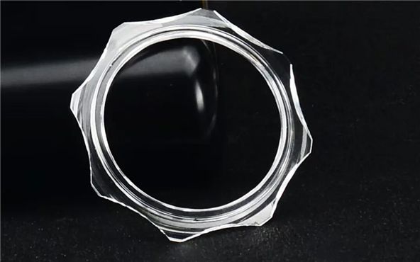 藍(lán)寶石玻璃在實際應(yīng)用中存在的限制